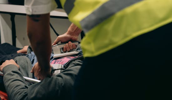 郑州救护车长途转运到上海医院费用多小